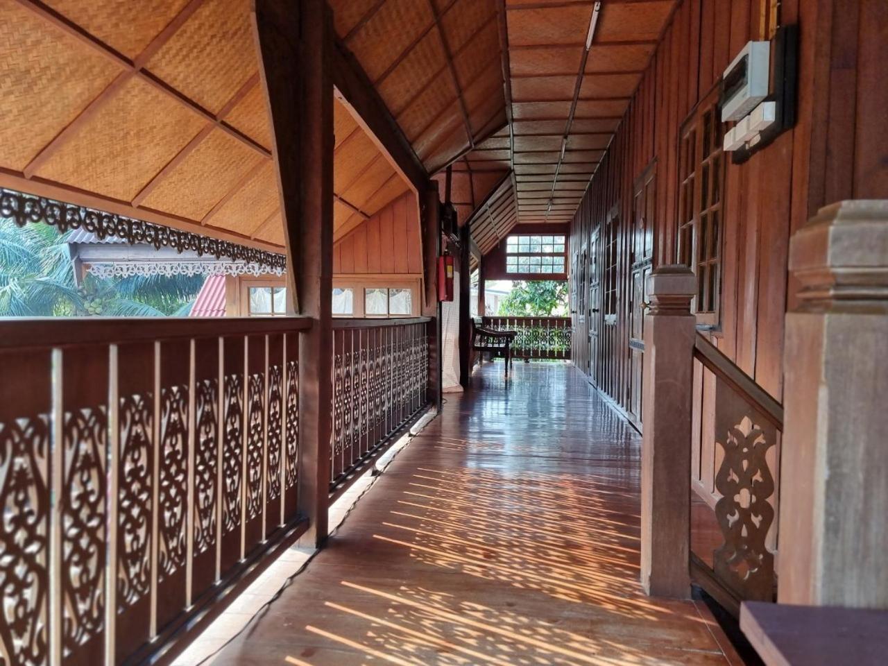 Hotel Crossroads House Mae Hong Son Zewnętrze zdjęcie