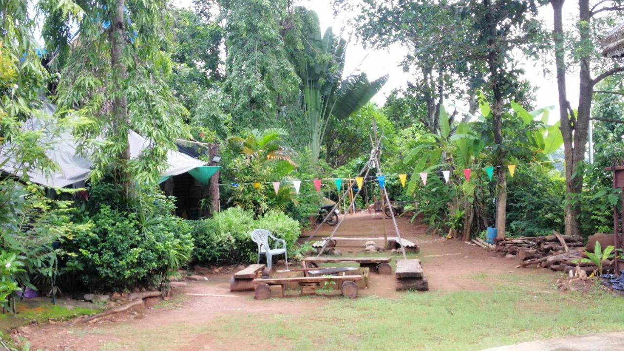Hotel Crossroads House Mae Hong Son Zewnętrze zdjęcie