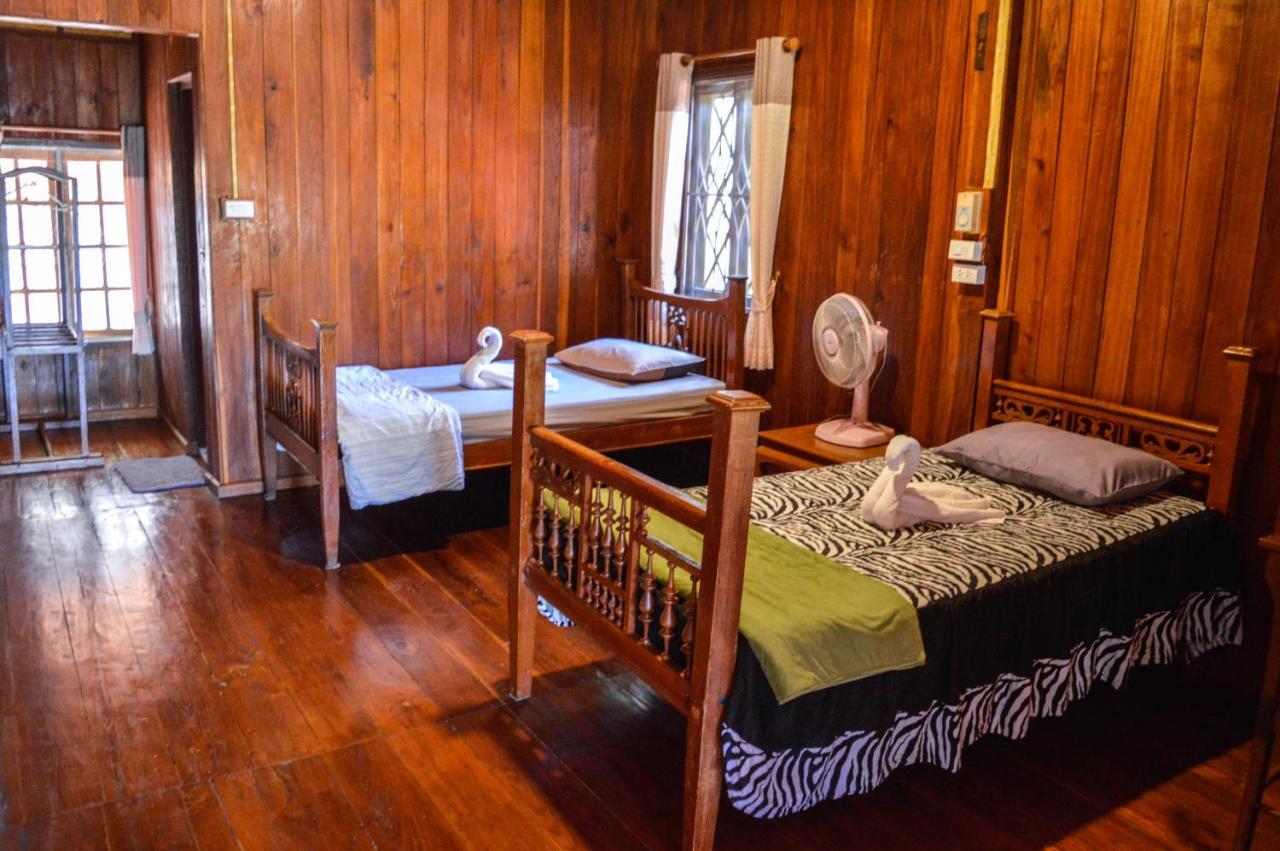 Hotel Crossroads House Mae Hong Son Zewnętrze zdjęcie
