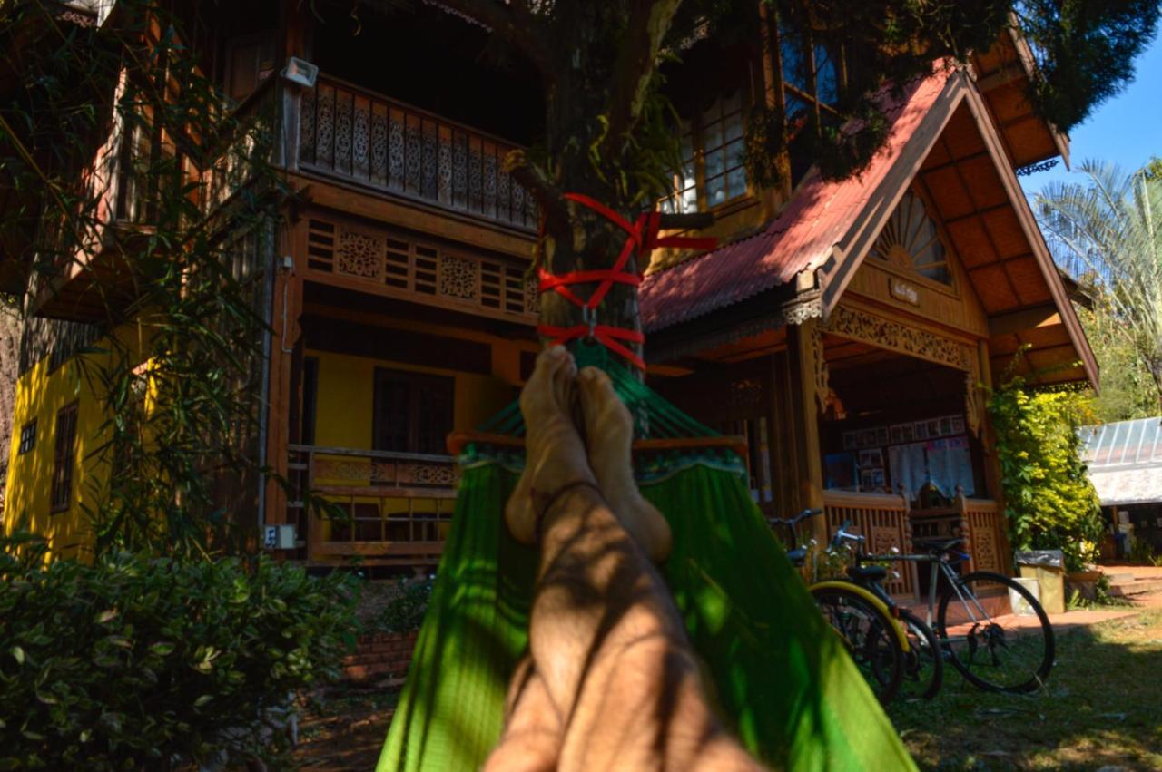 Hotel Crossroads House Mae Hong Son Zewnętrze zdjęcie