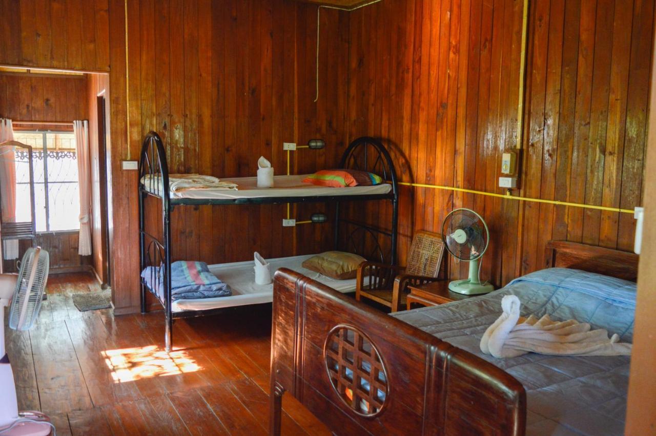 Hotel Crossroads House Mae Hong Son Zewnętrze zdjęcie