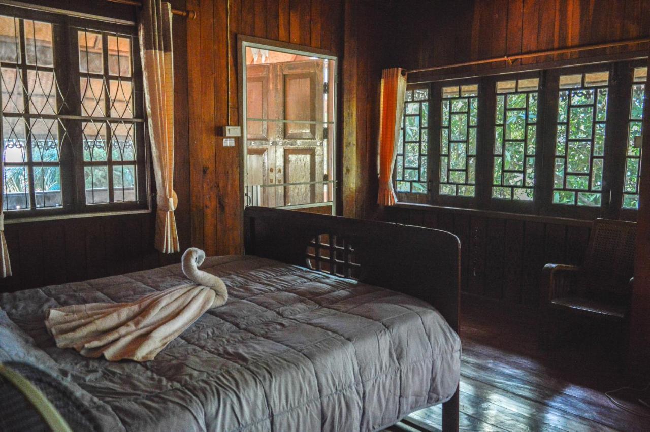 Hotel Crossroads House Mae Hong Son Zewnętrze zdjęcie
