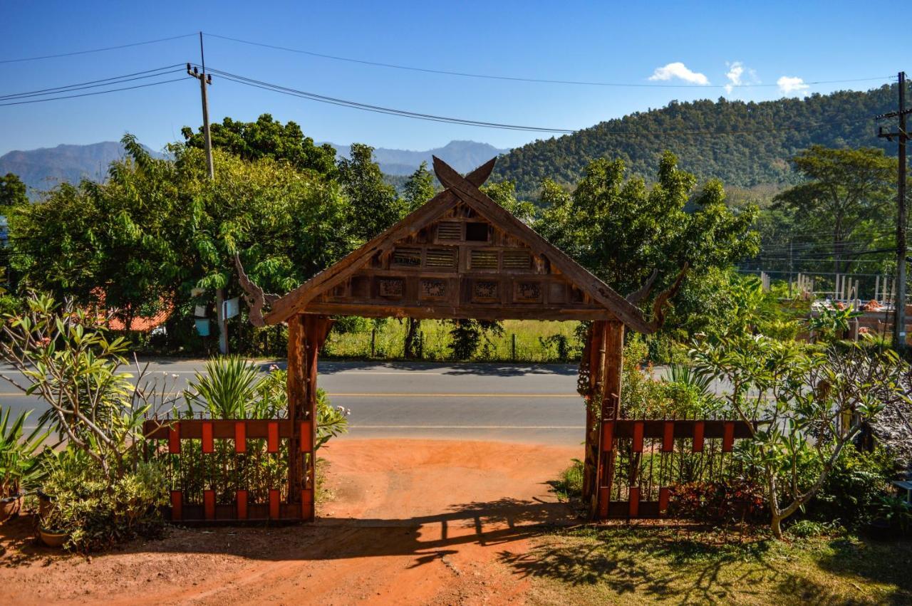 Hotel Crossroads House Mae Hong Son Zewnętrze zdjęcie